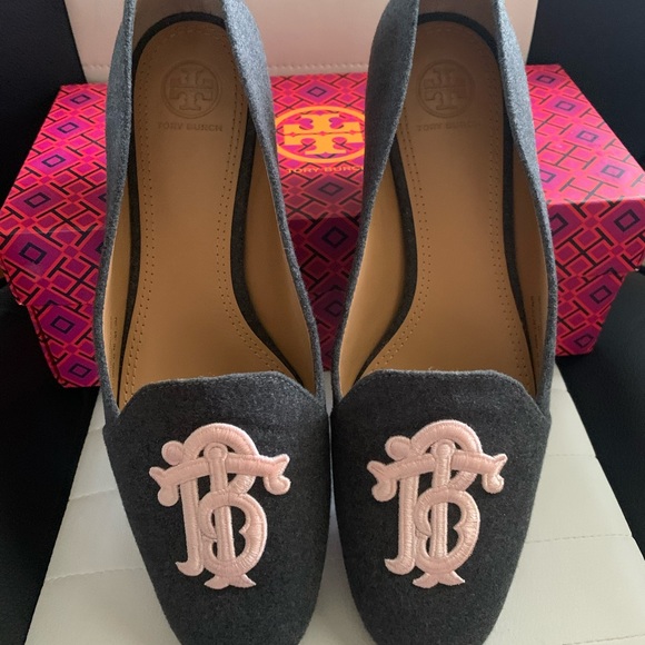 tory burch antonia monogram loafer